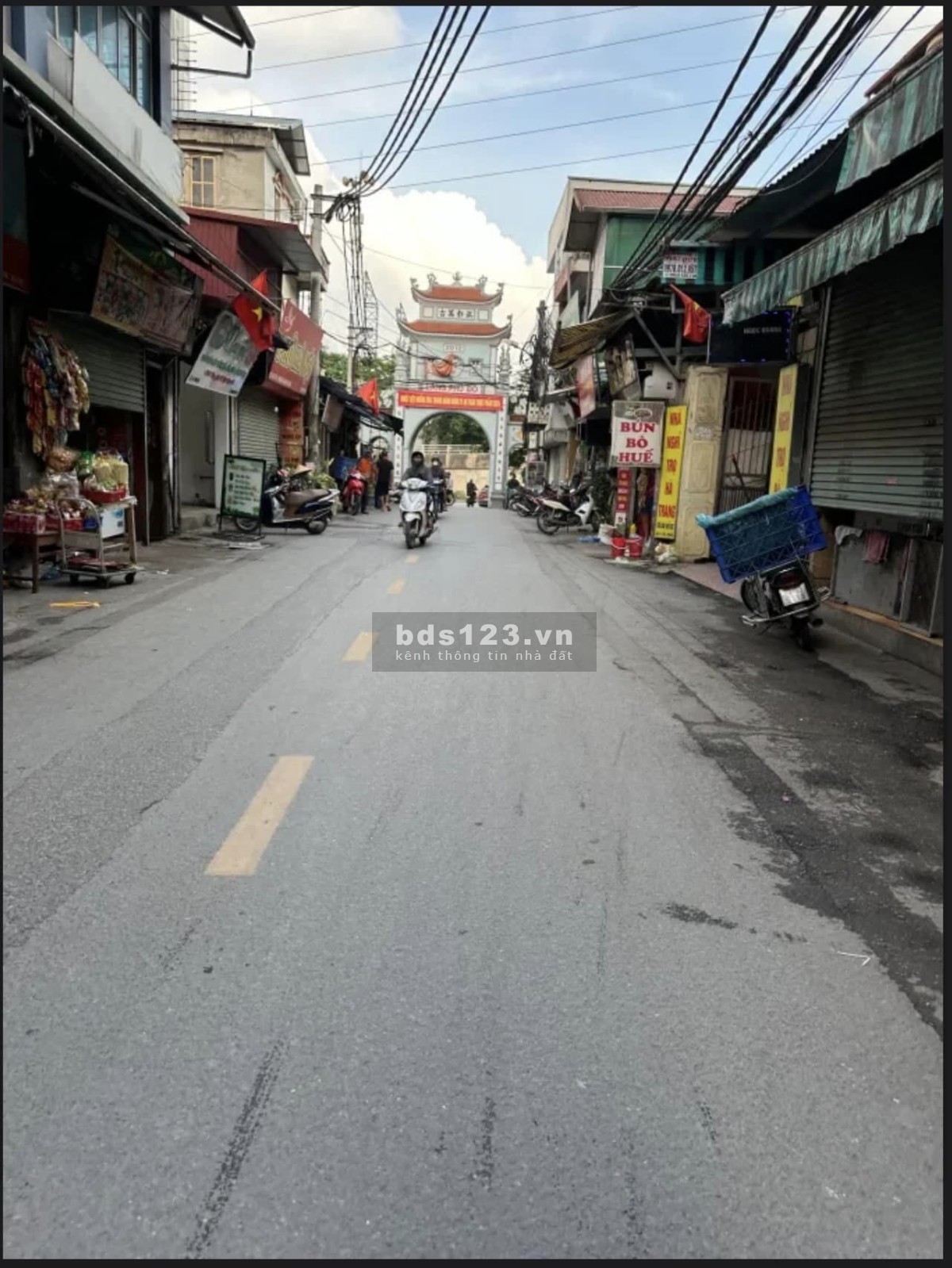 Bán Nhà Siêu Đẹp Tại Phú Đô, Ô chờ thang máy, ngõ đẹp 30m ra phố