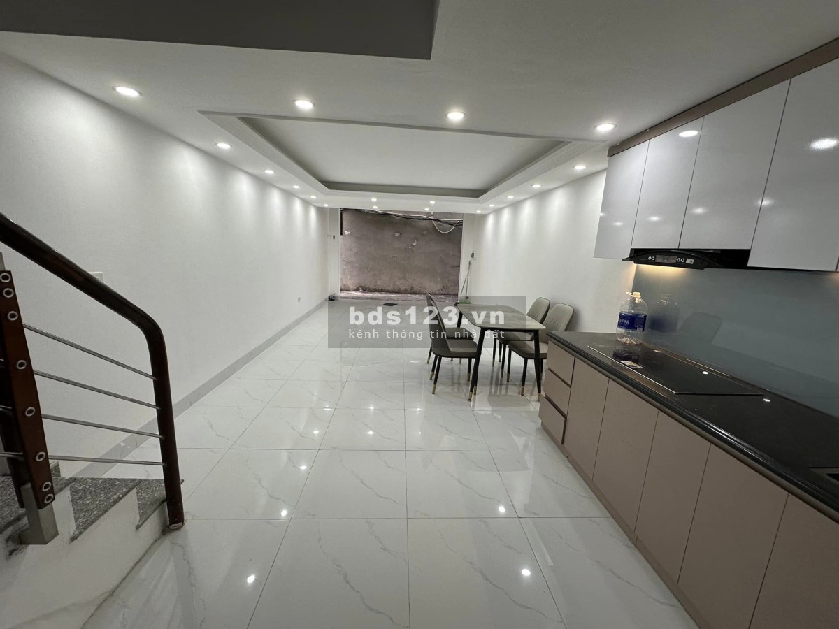 Bán Nhà Siêu Đẹp Tại Phú Đô, Ô chờ thang máy, ngõ đẹp 30m ra phố