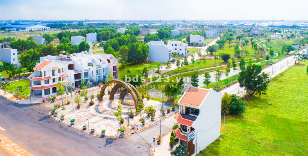 Duy nhất 1 nền 81m2 giá 635 triệu rẻ nhất KDC Làng Sen Việt Nam 0944629129