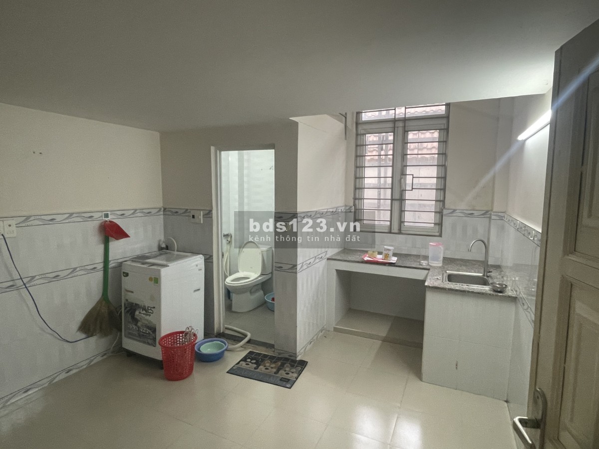 Phòng trọ dịch vụ, 160 Nguyễn Văn Quỳ, p. Phú Thuận, Quận 7, 25m2, nội thất cơ bản, gần KCX, Phú Mỹ