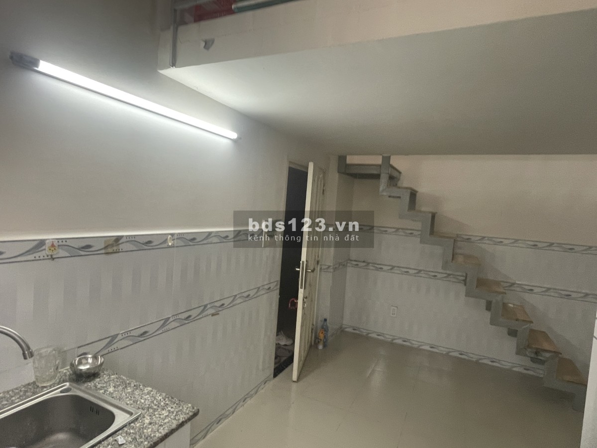Phòng trọ dịch vụ, 160 Nguyễn Văn Quỳ, p. Phú Thuận, Quận 7, 25m2, nội thất cơ bản, gần KCX, Phú Mỹ