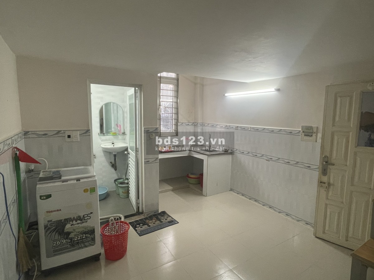 Phòng trọ dịch vụ, 160 Nguyễn Văn Quỳ, p. Phú Thuận, Quận 7, 25m2, nội thất cơ bản, gần KCX, Phú Mỹ