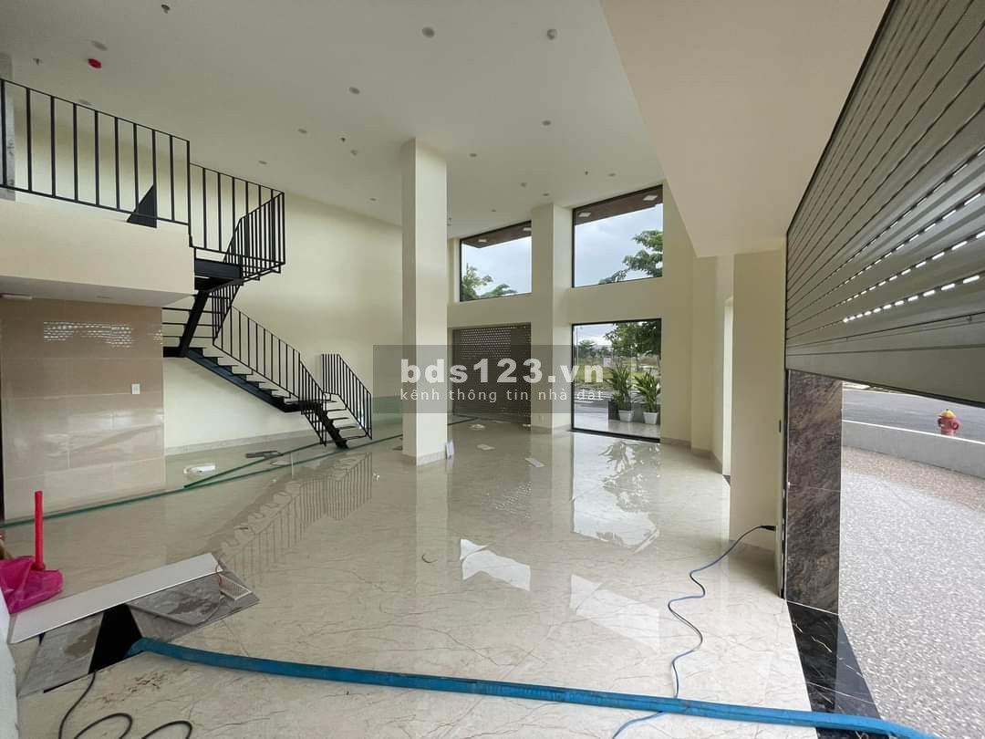 NC | Cho thuê tầng 1 - tầng lửng toà căn hộ khu vực Đầm Sen Ngũ Hành Sơn Tổng diện tích: 170m2