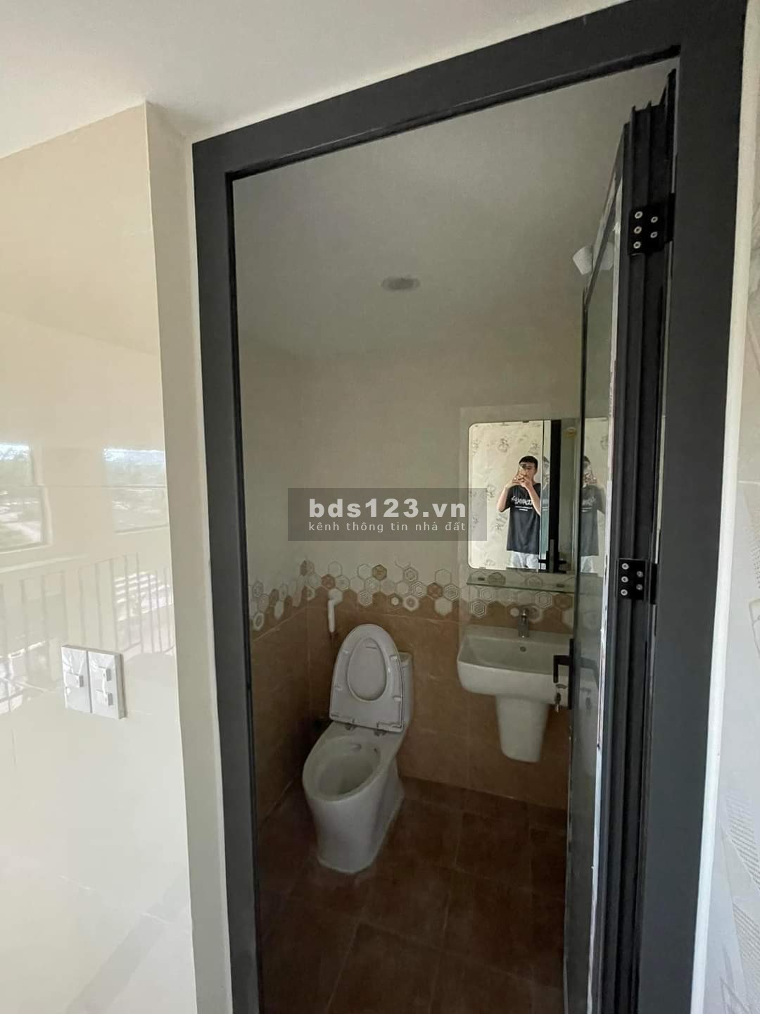 NC | Cho thuê tầng 1 - tầng lửng toà căn hộ khu vực Đầm Sen Ngũ Hành Sơn Tổng diện tích: 170m2