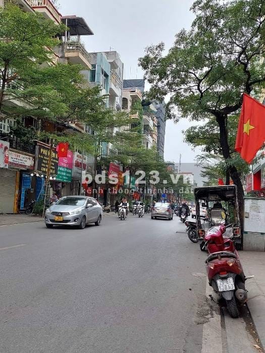 BÁN NHÀ PHÚ MỸ, MẶT PHỐ KINH DOANH ĐỈNH CAO, ĐƯỜNG Ô TÔ TRÁNH, VIEW HỒ. 6 TẦNG 5 NGỦ. GIÁ 7,99 TỶ