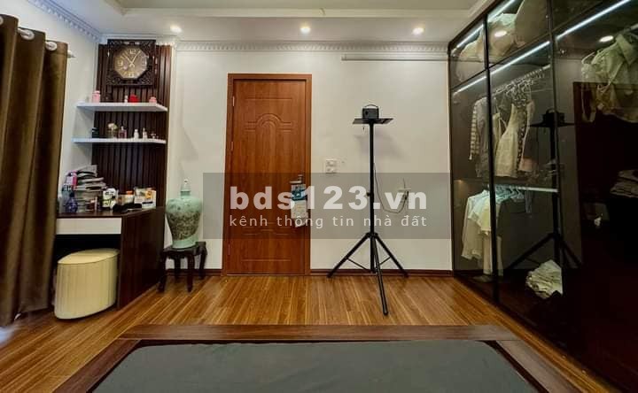 Bán Nhà Gần Đường Ô TÔ Bạch Mai, Hai Bà Trưng 32m, 5 tầng, mt 3.5m, giá 6.95 tỷ.