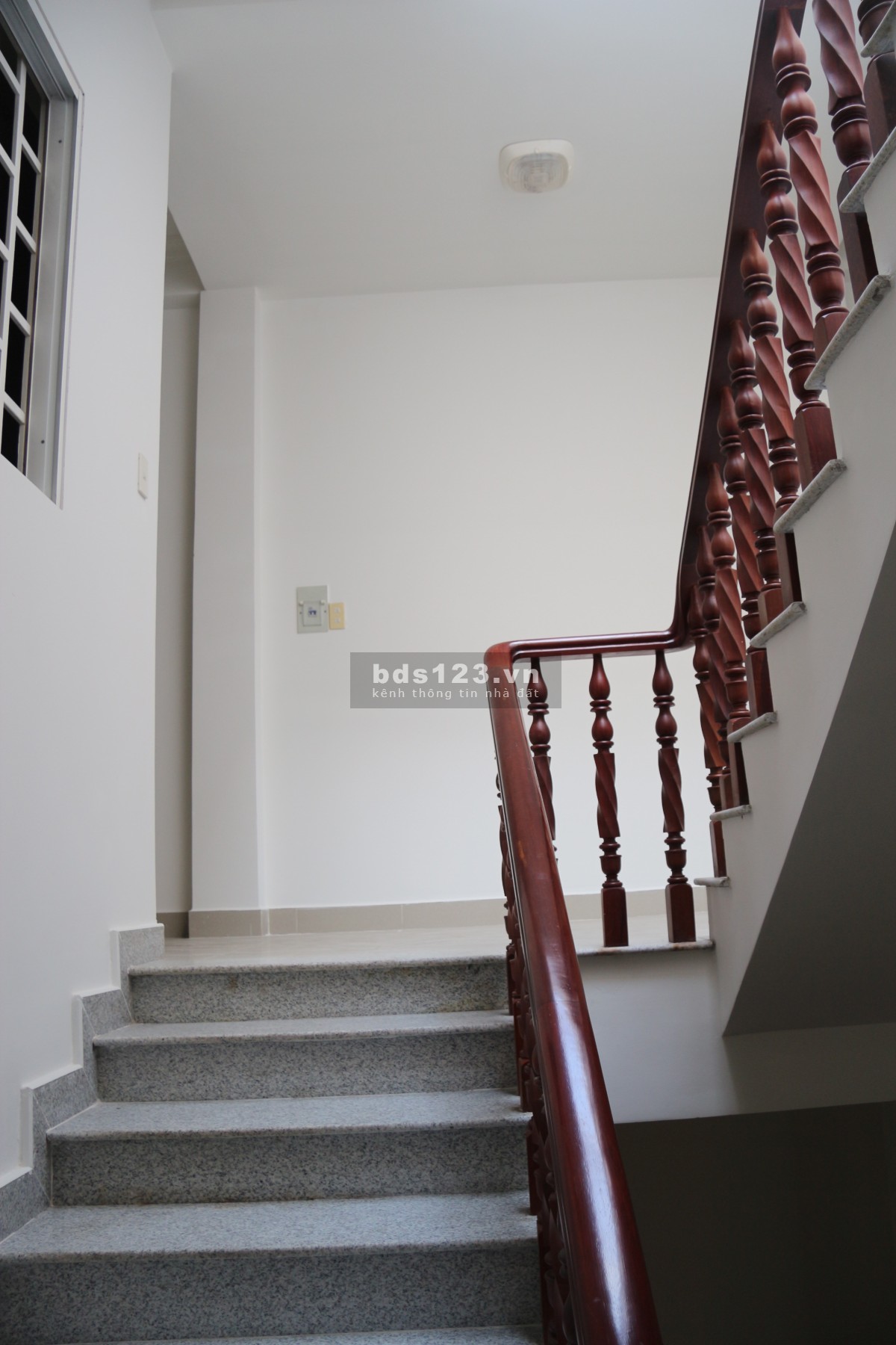 Cho Thuê Nhà Mặt Tiền Quận 8 Đường Phạm Thế Hiển. Nhà 3 Lầu 1 Thượng. Vị Trí Đẹp.