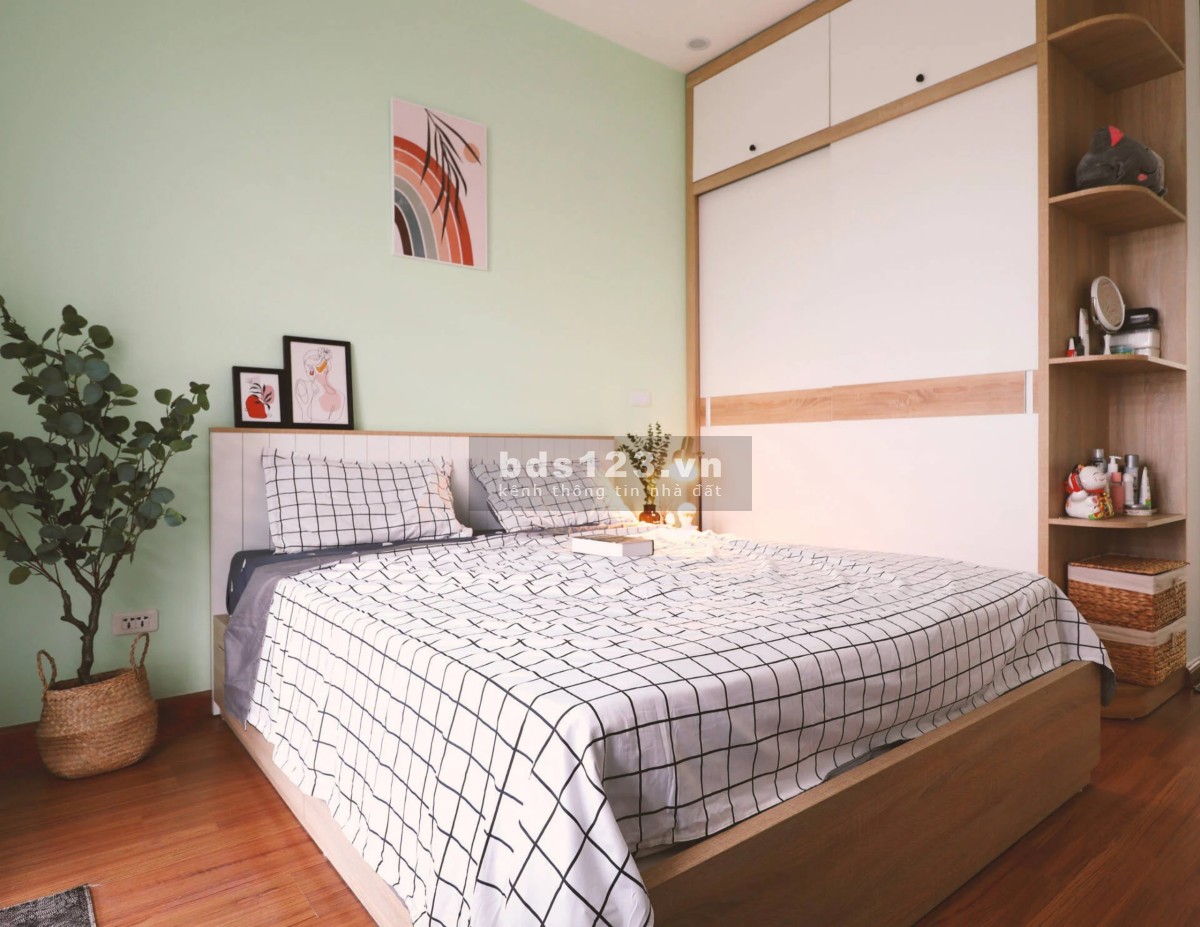 CẦN BÁN GẤP NHÀ hẻm xe hơi CMT8 Quận 10 3 lầu 90m2 gần Big C giá chỉ 7.5 tỷ.