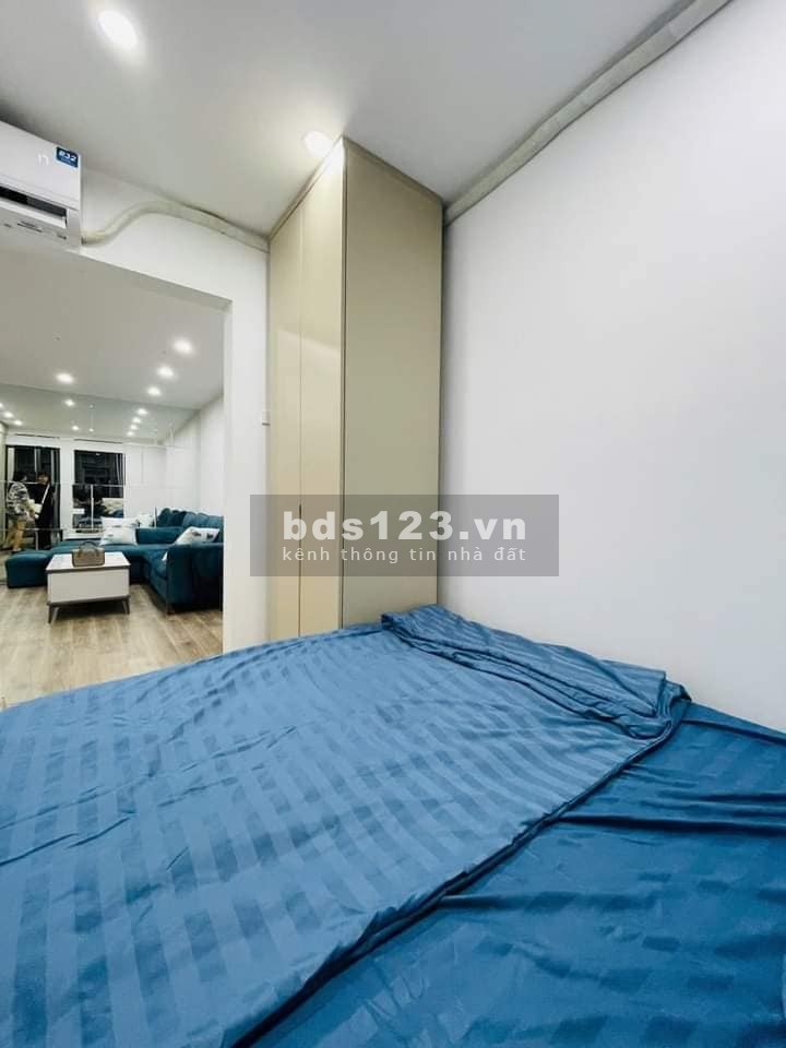 Bán Nhà Gần Đường Thành Công, Ba Đình 58m, giá 2.35 tỷ.