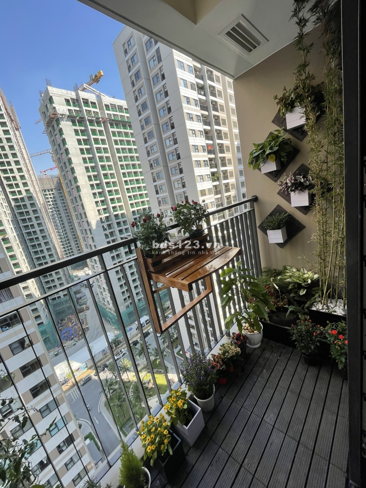 Cắt Lỗ Bán Nhanh Căn 2N1VS Sapphire 59m2 giá chỉ 2,250 tỷ tại Vinhomes Ocean Park
