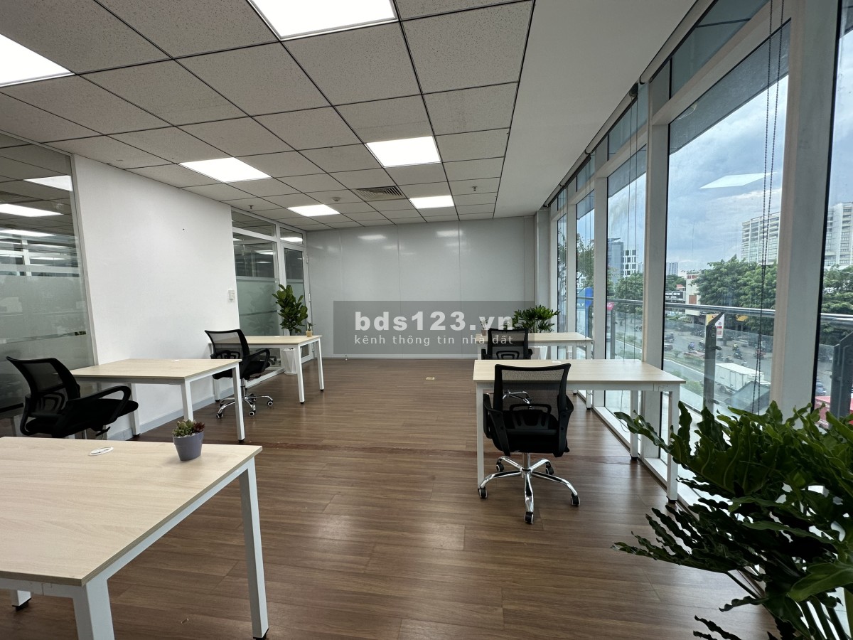 Tòa nhà chính chủ cho thuê SÀN 185m2 và các văn phòng mini từ 4m2 - 30m2; mặt tiền đường Cộng Hòa.