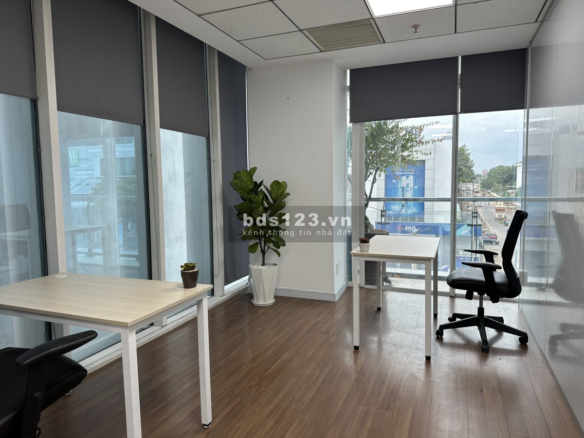 Tòa nhà chính chủ cho thuê SÀN 185m2 và các văn phòng mini từ 4m2 - 30m2; mặt tiền đường Cộng Hòa.
