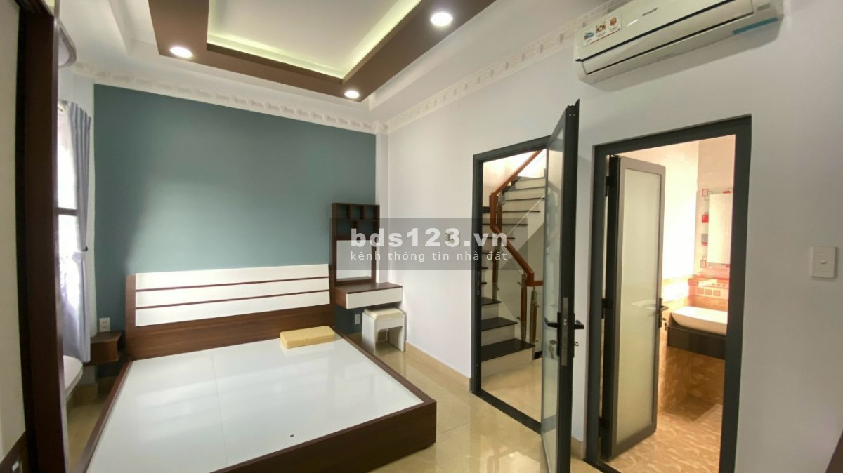 NHÀ MỚI XÂY HẺM Ô TÔ ĐƯỜNG HUỲNH TẤN PHÁT NHÀ BÈ, TẶNG NỘI THẤT CAO CẤP, GIÁ CHỈ 5,2 TỶ