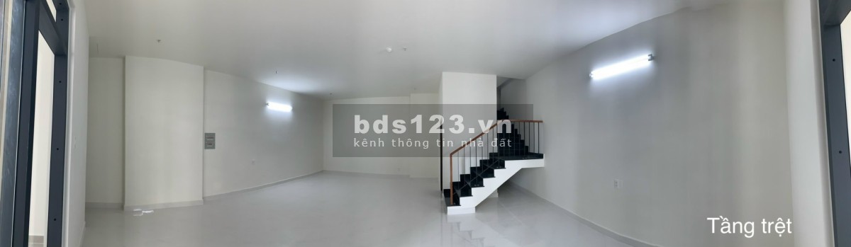 BÁN SHOPHOUSE 1TRỆT 1LẦU 2PN 3WC PHẠM THẾ HIỂN P6 Q8 DT 151M2 GIÁ 5TỶ7 - Lh: 038 573- 2612