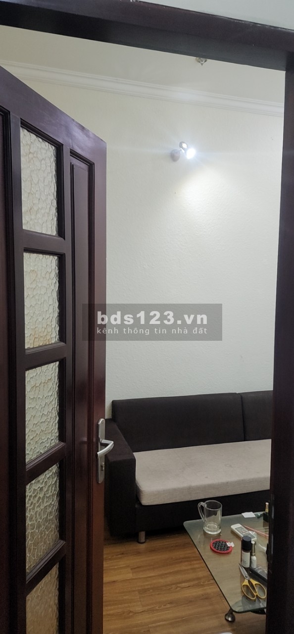 Chính chủ cho thuê nhà HXH đường Trần Bình Trọng, 3 tầng, DTXD 36m2, diện tích sàn 100.4m2