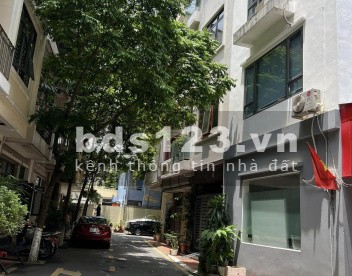 Nhà 5 tầng, lô góc, xây mới phố Đông Quan - Cầu Giấy, nội thất 5*, xách vali vào ở.