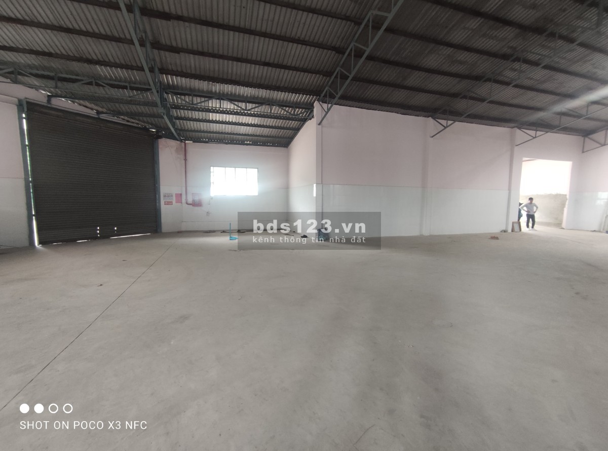 Cho thuê kho xưởng 927m2 QL 1A, Linh Xuân, Thủ Đức
