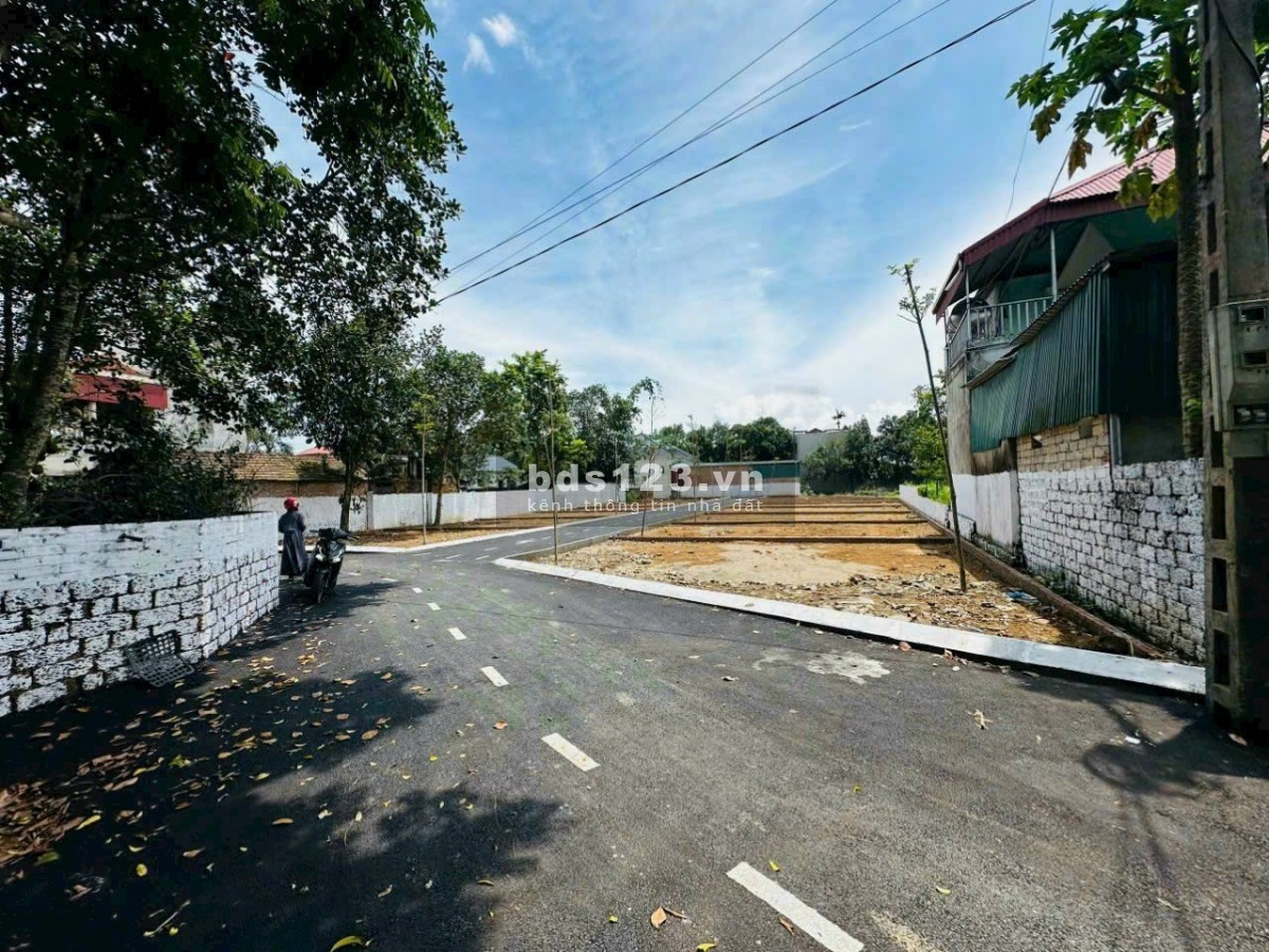 CĐT mở bán 20 lô đất vùng lõi KĐT vệ tinh Hòa Lạc. Cam kết đẹp, rẻ nhất Hòa Lạc. Giá trực tiếp CĐT