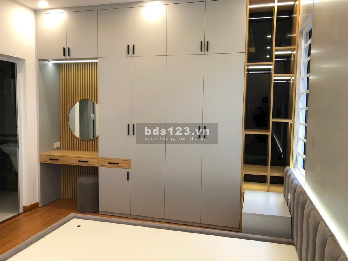Bán Căn Nhà 5 Tầng Ở Chợ Vân Canh - Xuân Phương - Hoài Đức