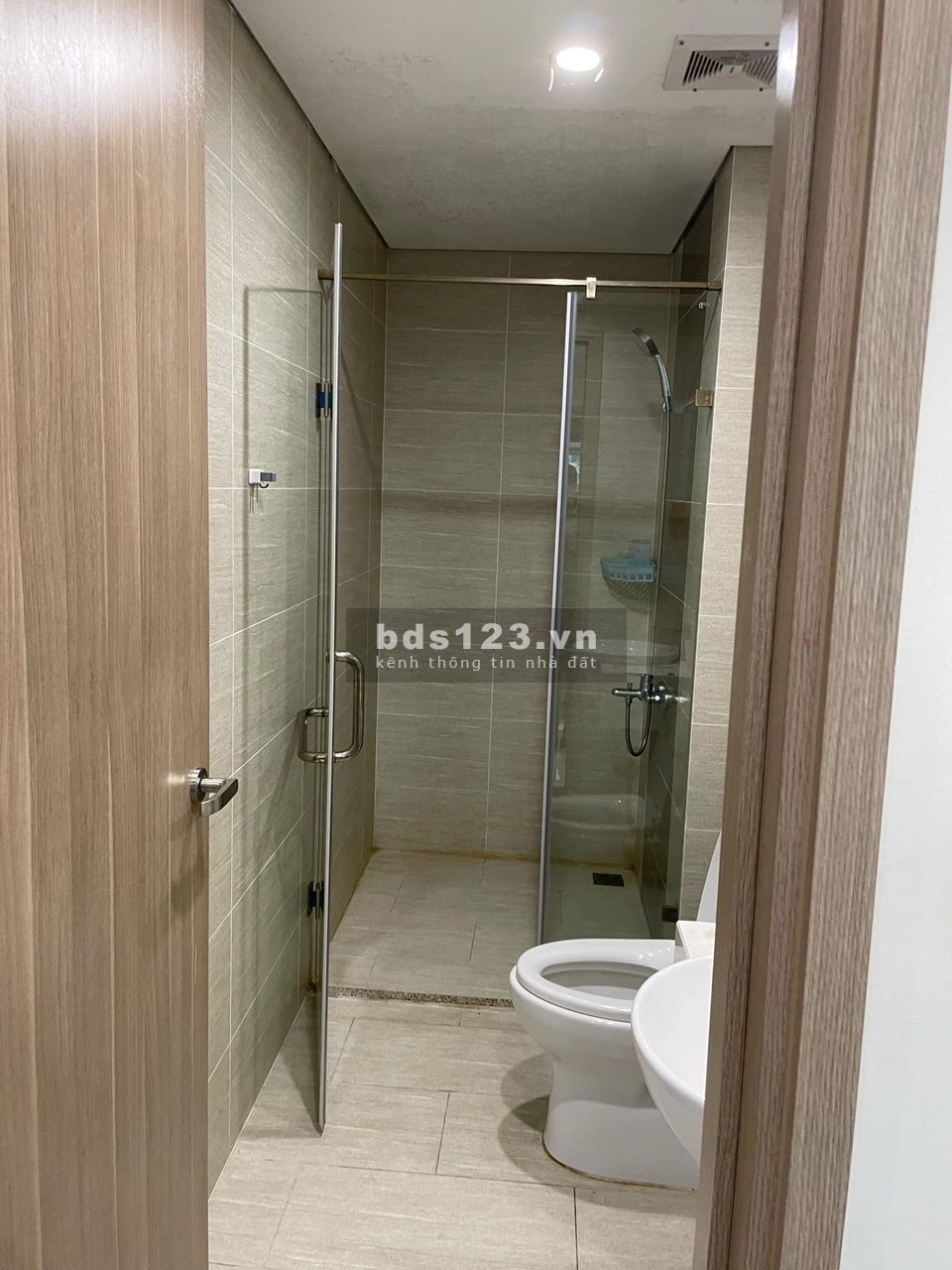 Cần bán căn 2PN GÓC 71m, ban công Đông Nam, full đồ giá 2,820 tỷ bao thuế phí - Vinhomes Ocean Park