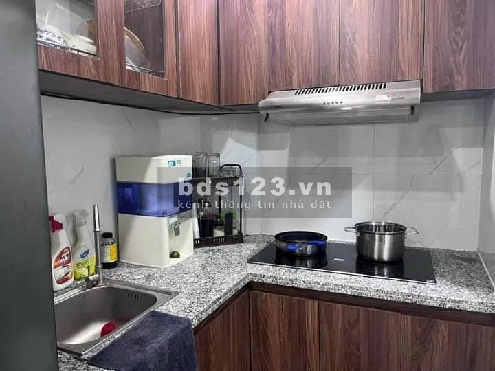 Bán Nhà View Mặt Phố Tân Mai, Hoàng Mai 65m, giá 2.18 tỷ.