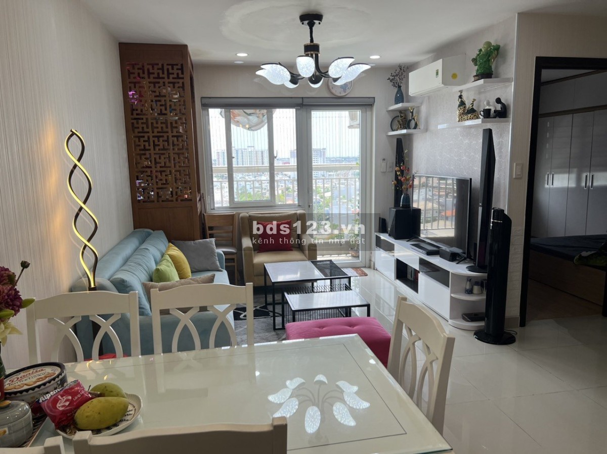 Chung cư Phúc Yên Phan HUy Ích,P15, Tân BÌnh: 80m2, 2p ngủ, 2wc,Nt, 10Tr