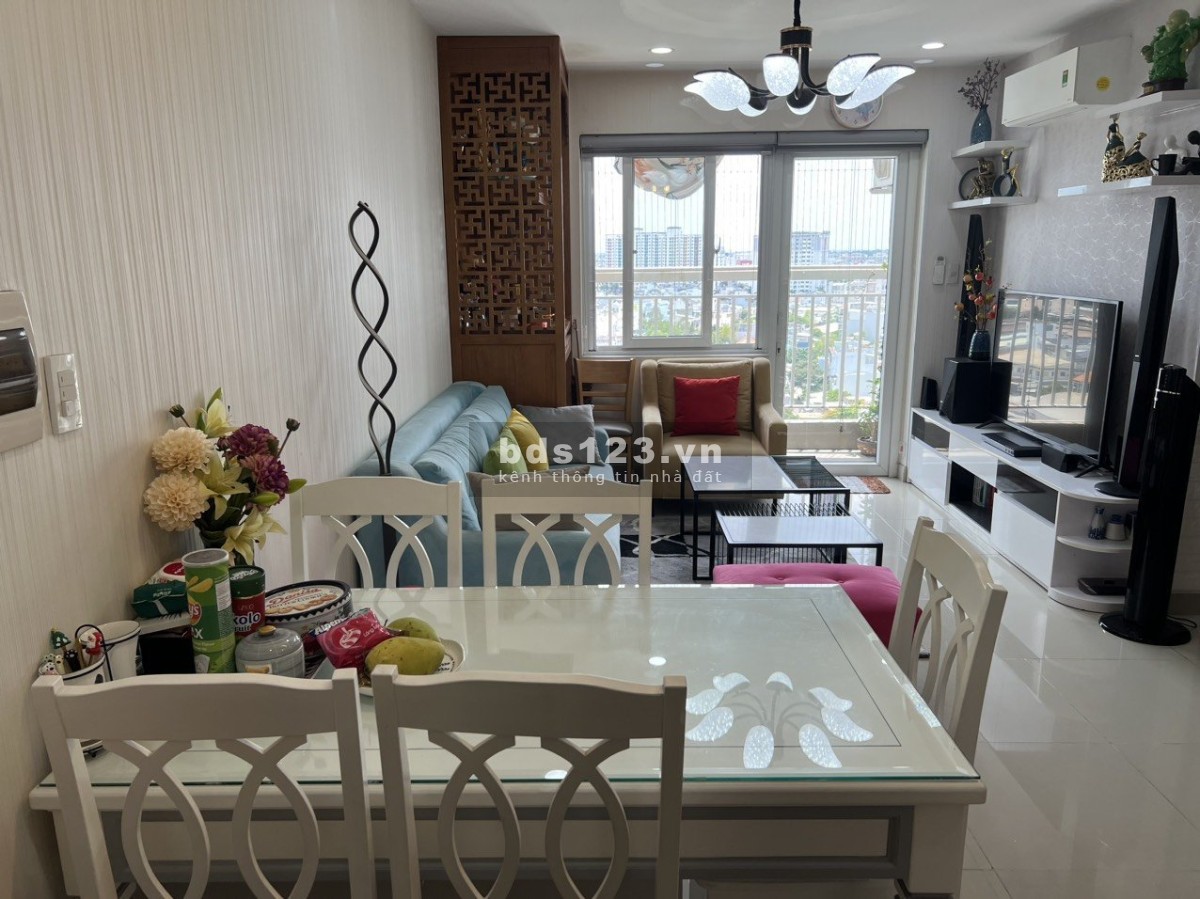 Chung cư Phúc Yên Phan HUy Ích,P15, Tân BÌnh: 80m2, 2p ngủ, 2wc,Nt, 10Tr