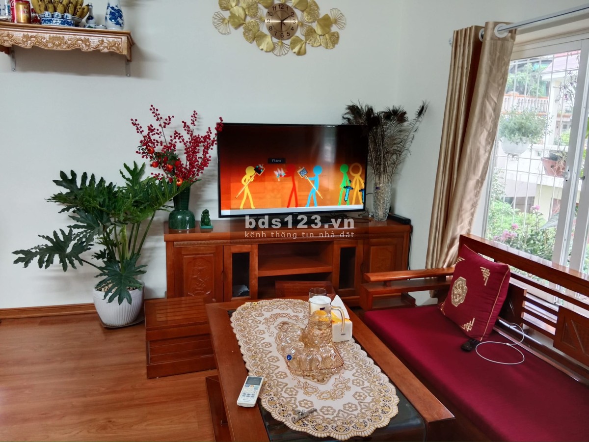 Bán Nhà View Mặt Phố 8/3, Hai Bà Trưng 70m, giá 2.98 tỷ.