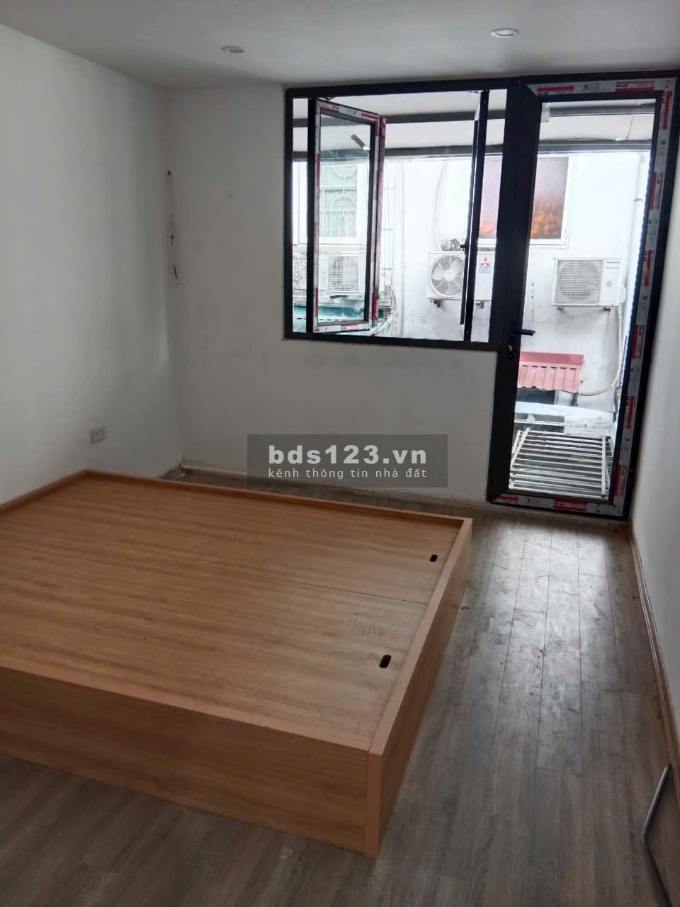 Bán Nhà Gần Đường Đại La, Hai Bà Trưng 80m, giá 2.78 tỷ.