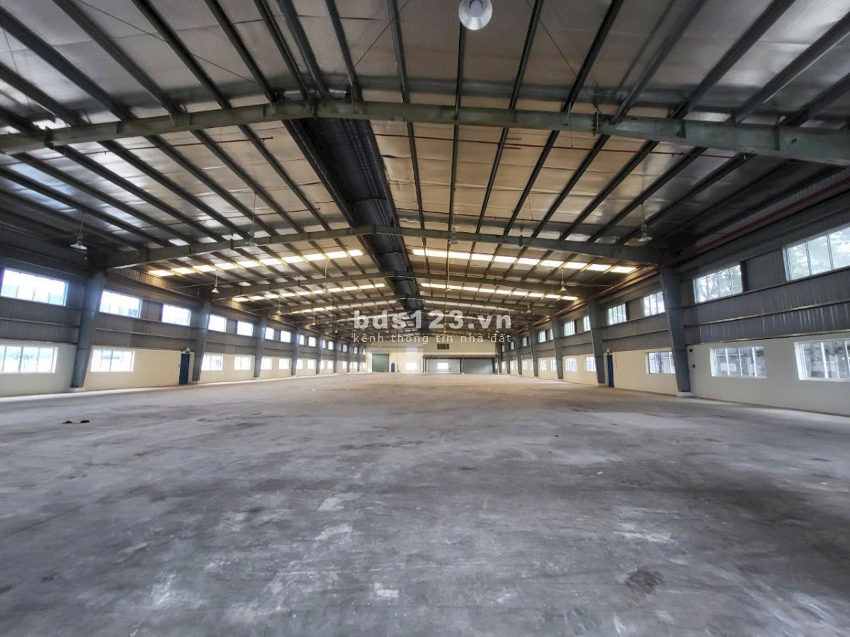 Cho Thuê Xưởng 2.450m2 Trong KCN Bến Cát Bình Dương Giá Rẻ Nhất