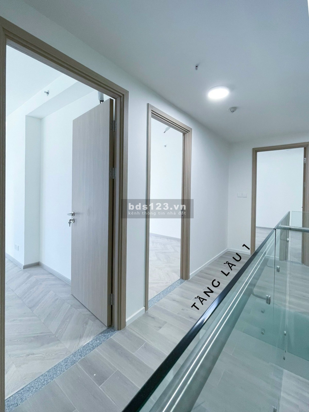 Cho thuê Dupex Lumier 4 phòng ngủ, có máy lạnh Tại Vinhomes Grand Park Quận 9 chỉ 25 triệu/ tháng