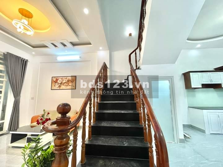 CHÍNH CHỦ CẦN BÁN GẤP NHÀ 2 TẦNG GẦN CHỢ BÌNH THÀNH QUẬN BÌNH TÂN