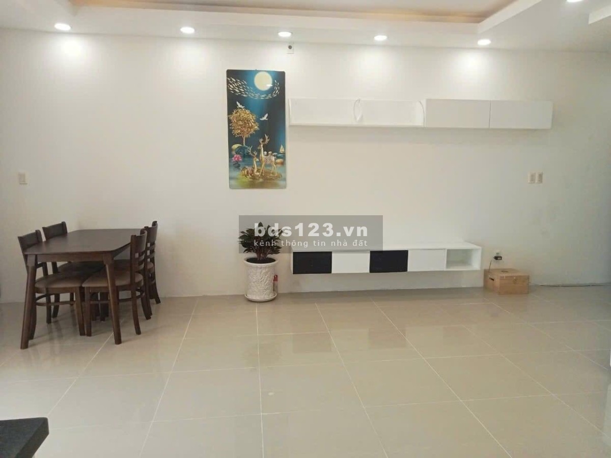 Bán căn góc tại chung cư 590 Cách Mạng Tháng 8 - P11 - Q3: 85m2 3tỷ9 2pn 2wc. Sổ hồng riêng vay 80%