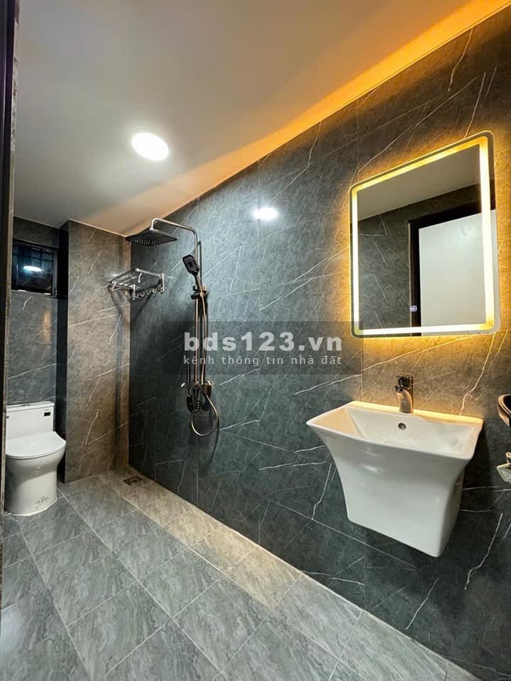 BÁN NHÀ PHỐ MẠC THỊ BƯỞI . LẠC TRUNG - NHÀ MỚI ĐẸP - HAI THOÁNG - TẶNG NỘI THẤT