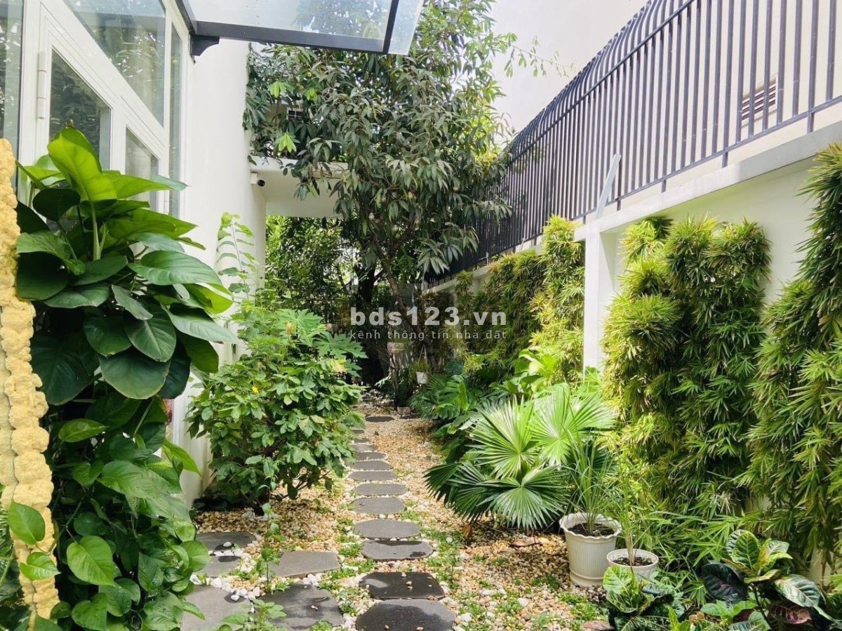 Hạ Giá Bán Nhanh Biệt Thự Khép Kín Ngay Khu Compound ABC - Trần Não Q2 - Hạ Giá Còn 39 tỷ