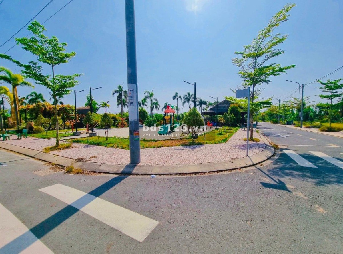 Thanh lý 2 lô sổ hồng riêng Bình Dương