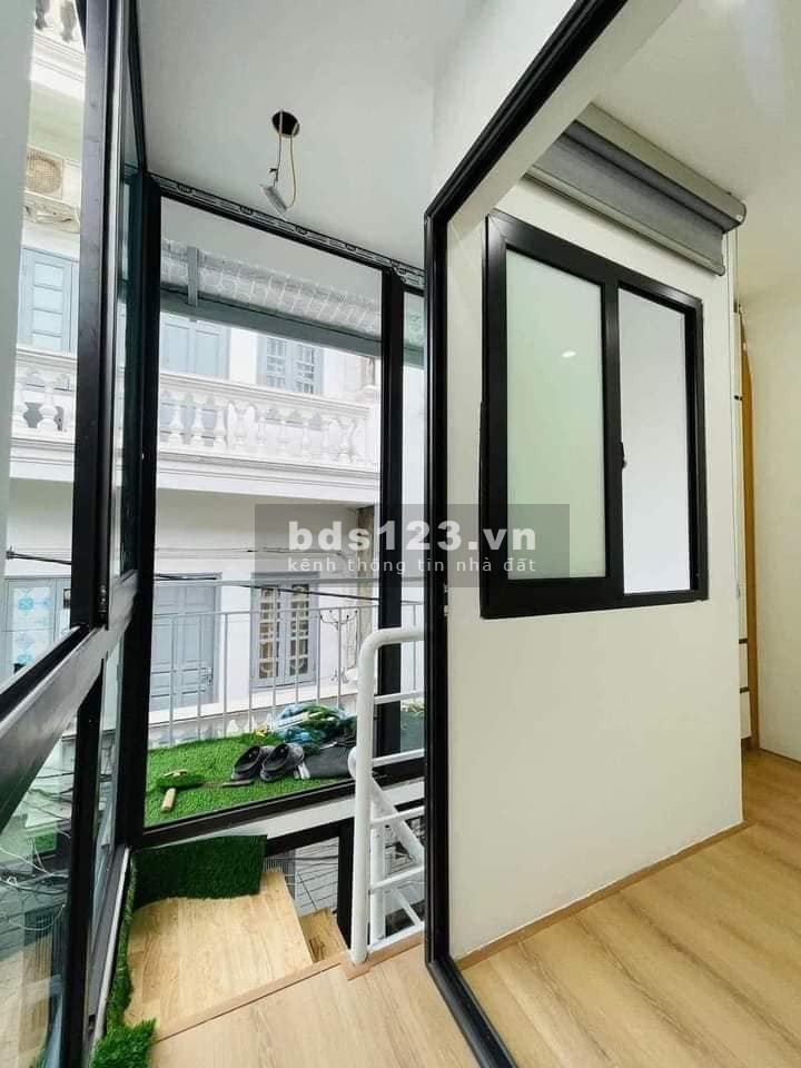 Bán Nhà Gần Đường Ô TÔ Mai Động , Hoàng Mai 80m, giá 2.388 tỷ.