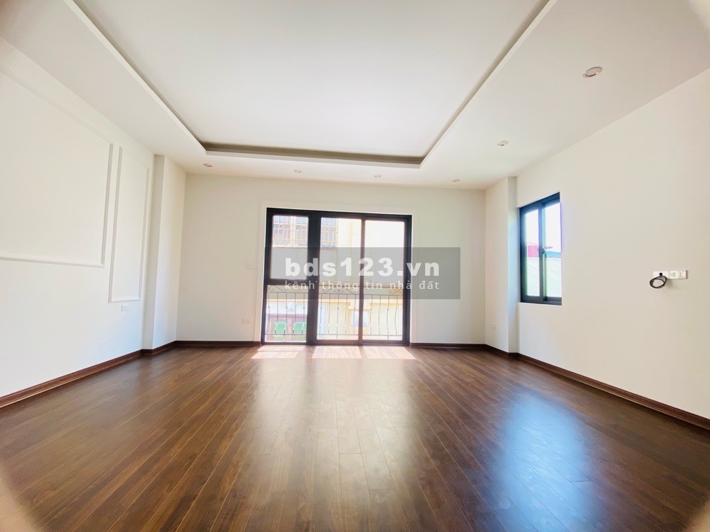 Bán nhà 6 tầng khu phân lô quân đội đường Nguyễn Ngọc Nại, ô tô đỗ sát nhà, giá 12 tỷ