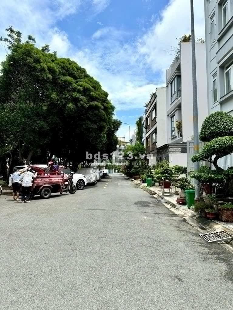 KHU NHÀ Ở CAO CẤP PHÚ NHUẬN - BIỆT THỰ 146M2 - ĐƯỜNG NHỰA 12M - CÔNG VIÊN ĐỐI DIỆN - 24.5 TỶ TL