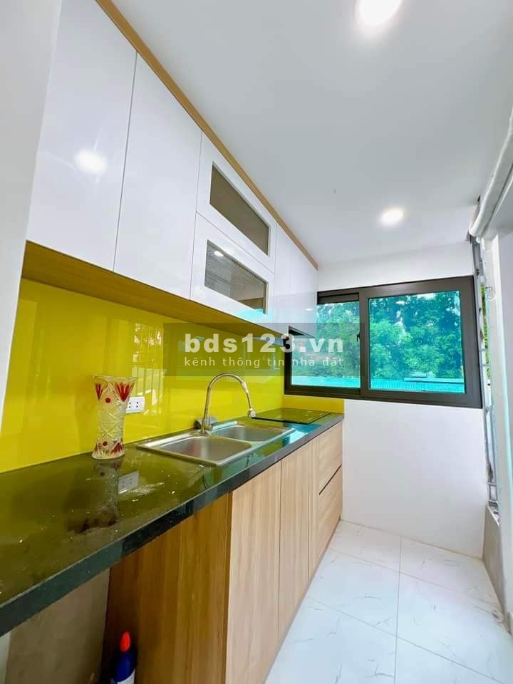 Bán Nhà Gần Đường Ô TÔ Trương Định, Hoàng Mai 70m, giá 2.6 tỷ.