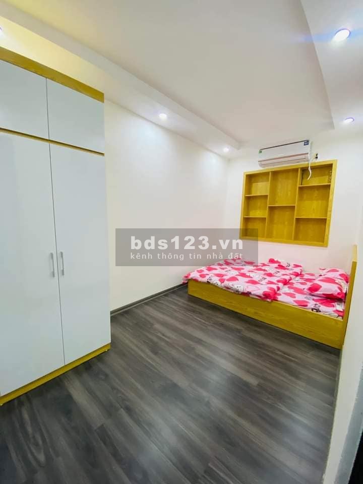 Bán Nhà Ngõ Ô TÔ Hồng Mai, Hai Bà Trưng 80m, giá 2.98 tỷ.