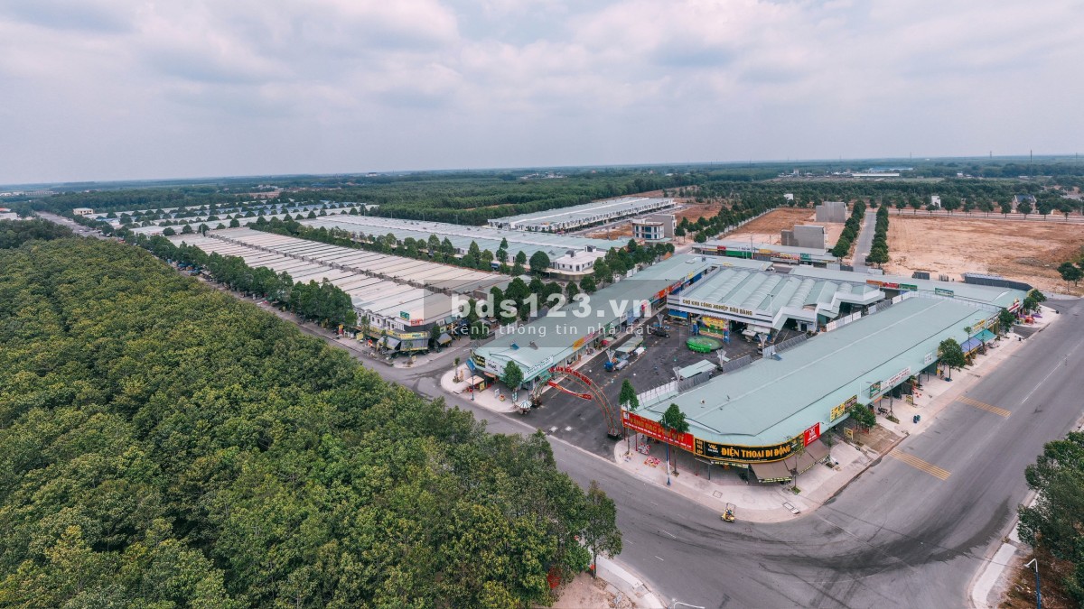Chính chủ bán đất giá 880tr/100m2 full thổ cư, ngay TTHC Bàu Bàng
