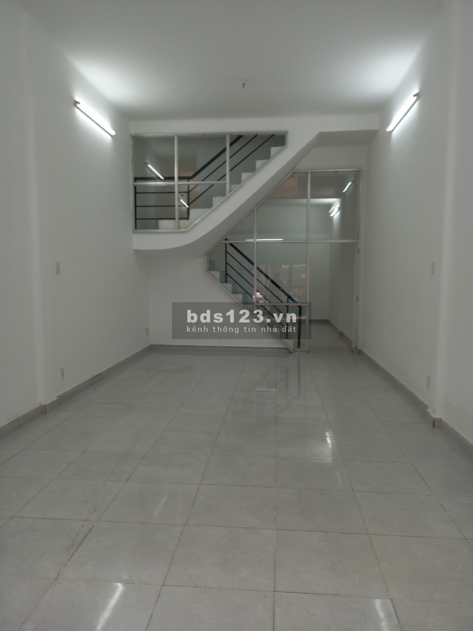 Cho thuê nhà (nguyên căn) 14/7 Phan Bội Châu, Phường 14, Quận Bình Thạnh. TP HCM