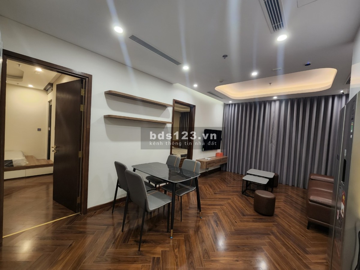 Cần cho thuê gấp căn hộ 2 Phòng Ngủ