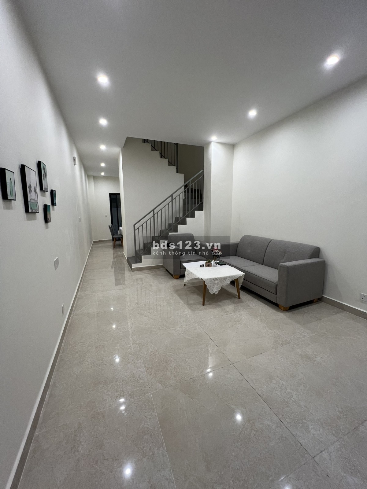 Qũy căn vila shop house liền kề đã hoàn thiện 2 - 5 tầng có nóng lạnh điều hòa. Giá 6,4tr