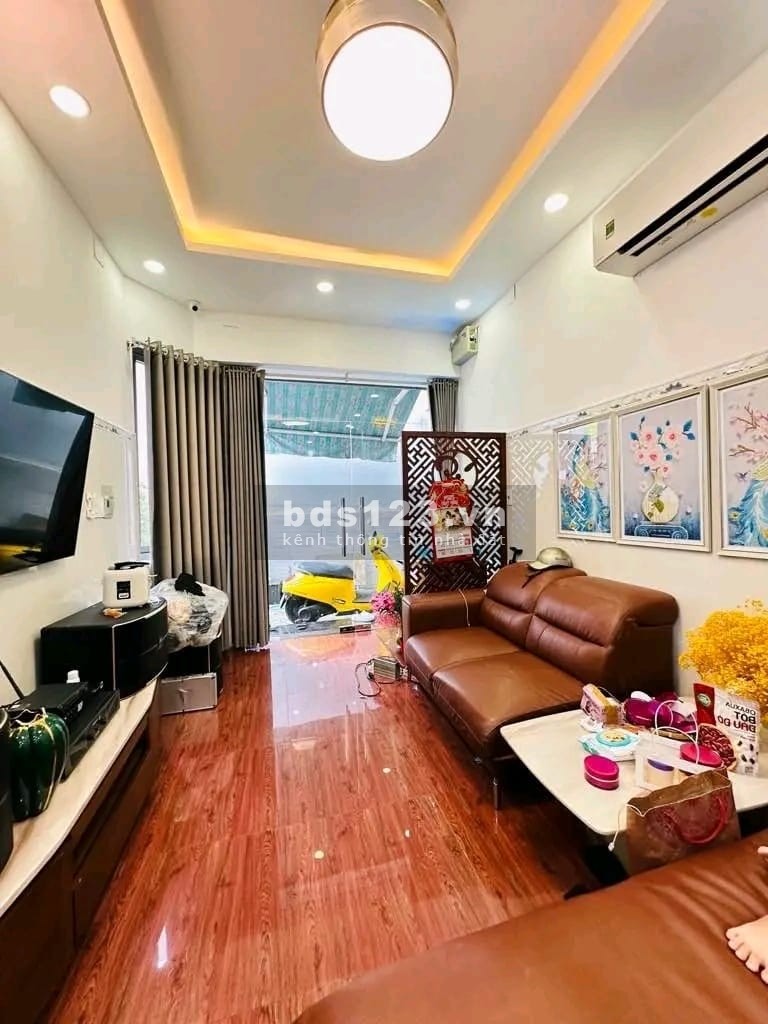 BÁN NHÀ 3 BƯỚC RA PHỐ TRƯỜNG CHINH, 2 MẶT THOÁNG, NHÀ ĐẸP Ở NGAY.