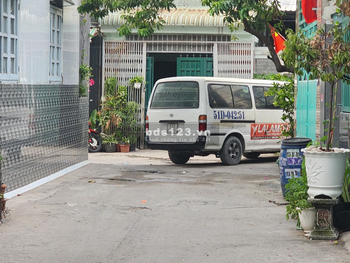 BÁN NHÀ HẺM 5M (S: 4X22), BÙI VĂN NGỮ, Q12, GIÁ 5.6 TỶ