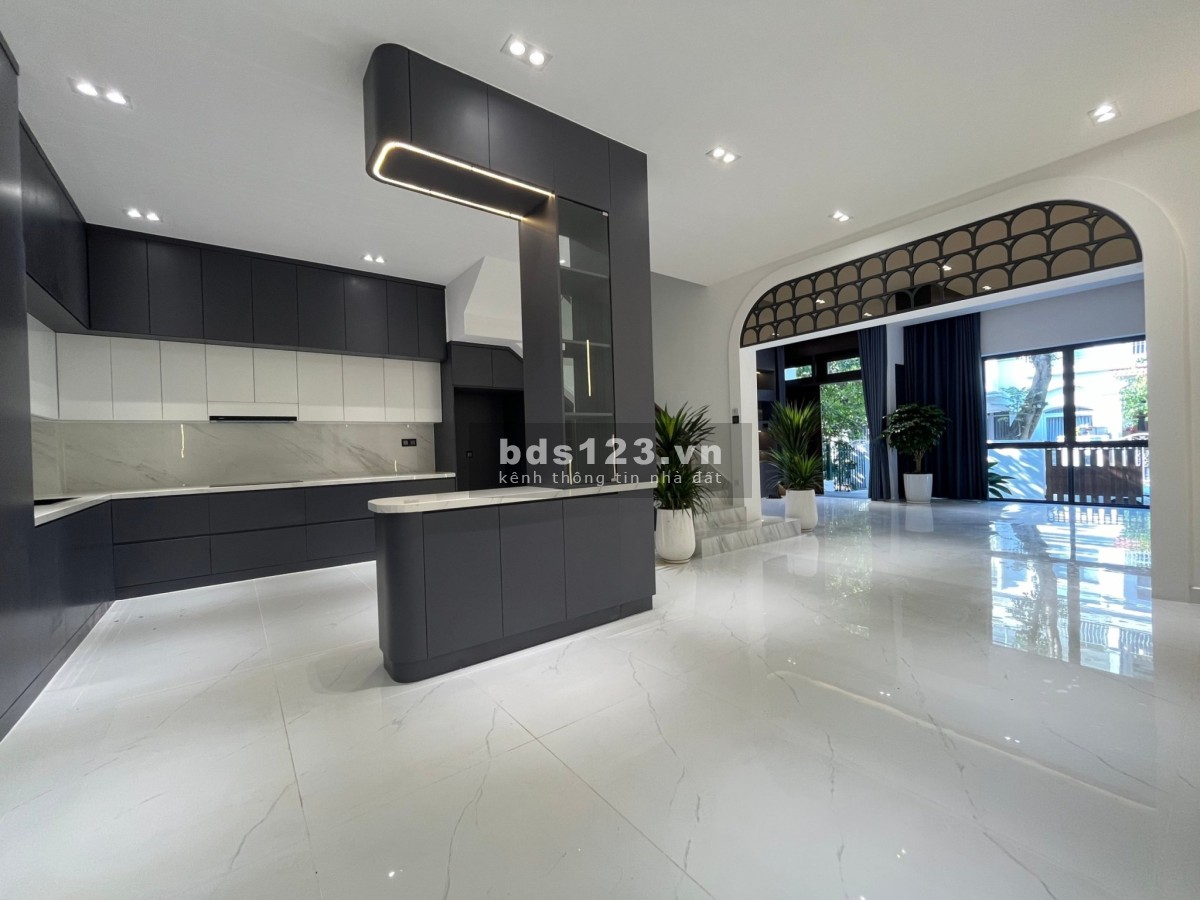CHO THUÊ BIỆT THỰ MỚI XÂY PHÚ MỸ HƯNG Q.7 _ 4 Phòng ngủ, 7x18m, nội thât đầy đủ, GIÁ 60TRIỆU