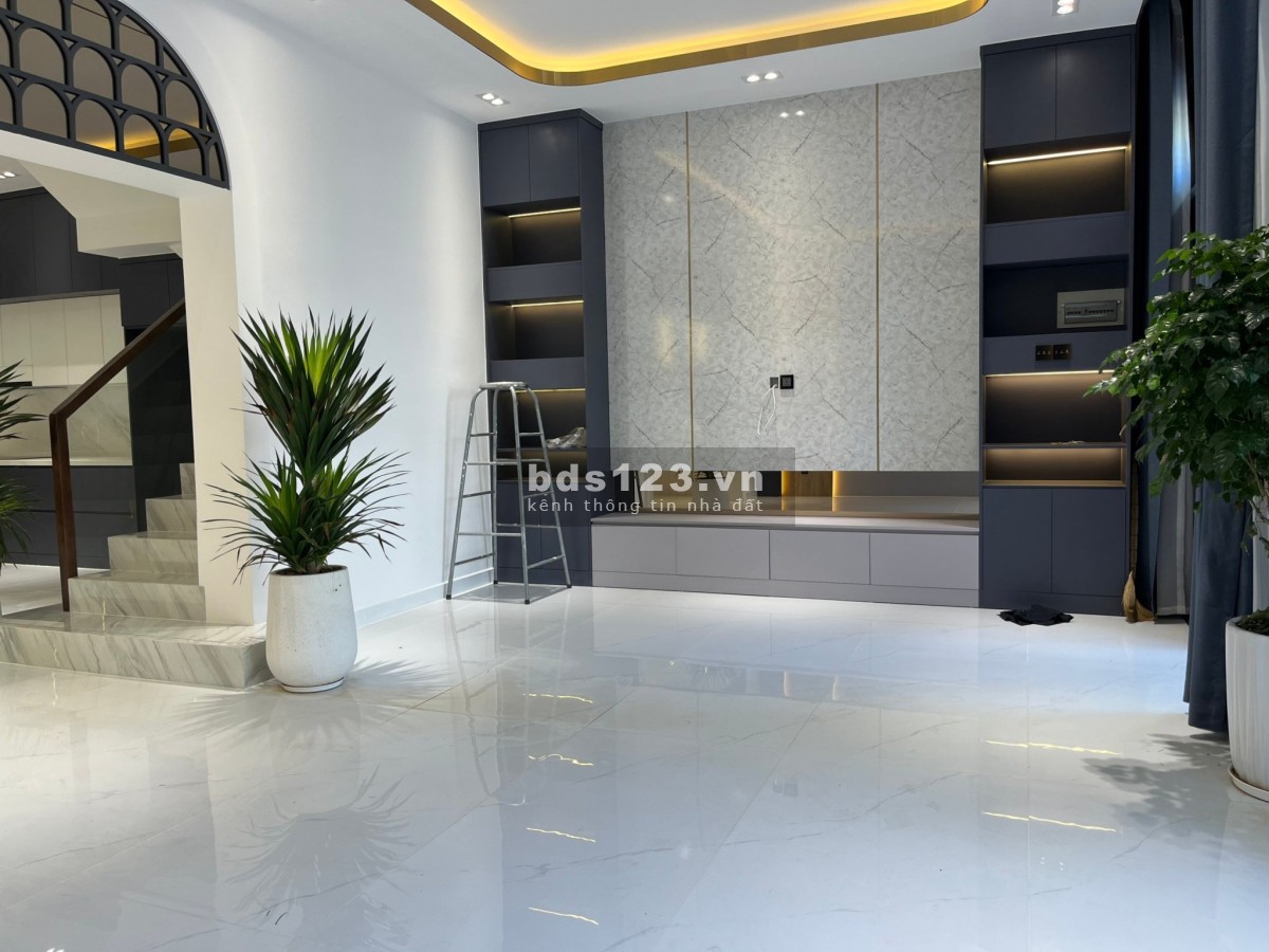 CHO THUÊ BIỆT THỰ MỚI XÂY PHÚ MỸ HƯNG Q.7 _ 4 Phòng ngủ, 7x18m, nội thât đầy đủ, GIÁ 60TRIỆU