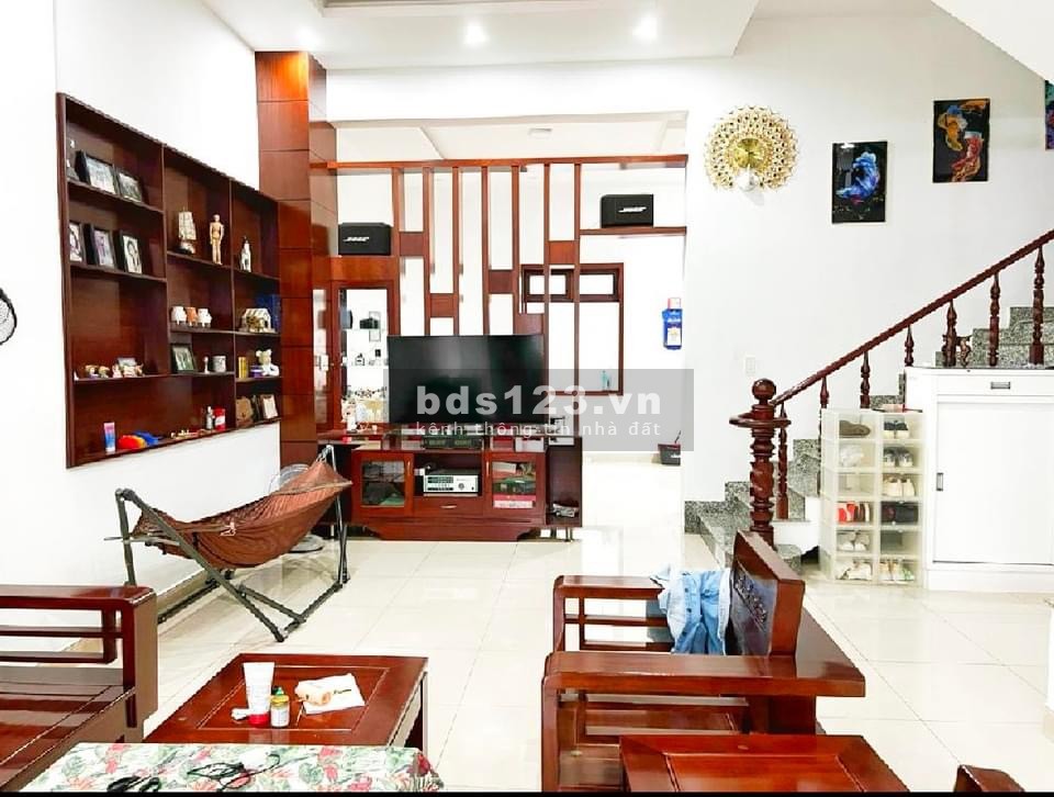 Bán nhà quận 2, 3 tầng mới đẹp, DT 120m2, giá 9.3 tỷ TL, đường Số 2, phường Cát Lái, quận 2